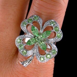 Lucky Clover Ring