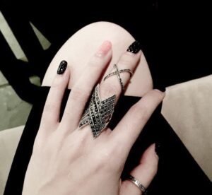 Investing in jewelry